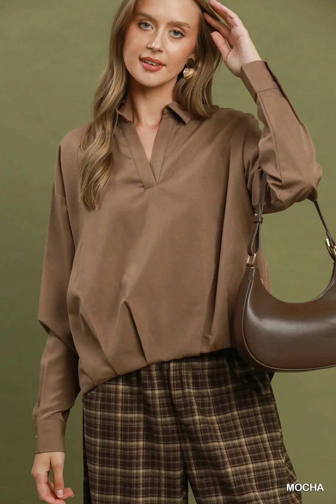 Relaxed Collared Split Neck Blouse