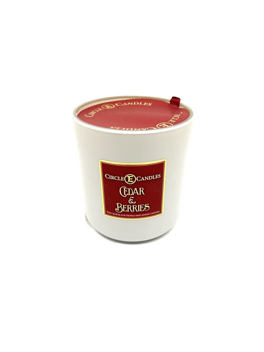 Cedar & Berries 14oz Jar Candle