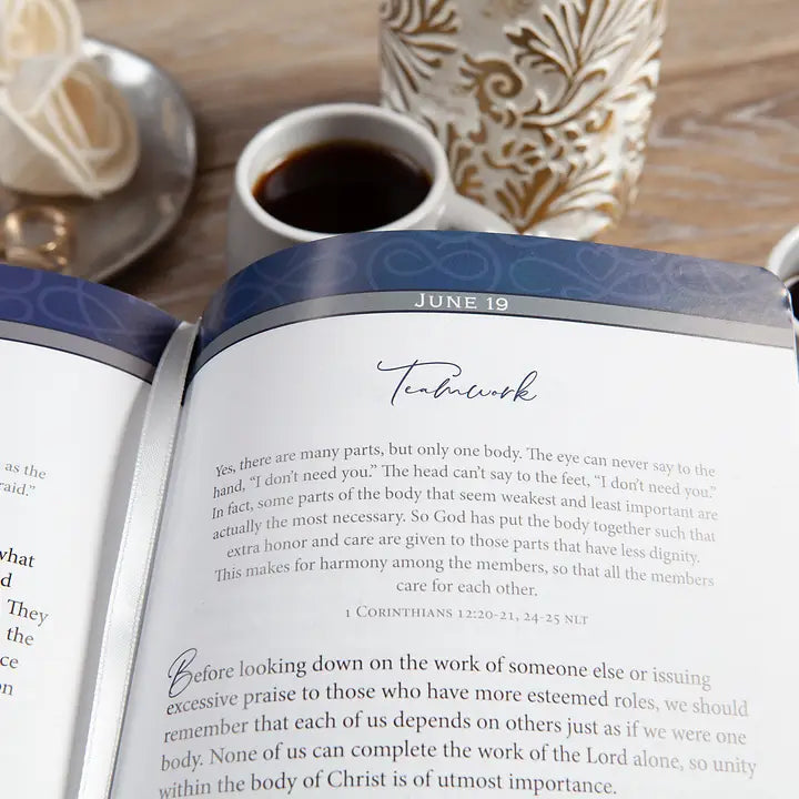 Daily Strength for Couples Devotional