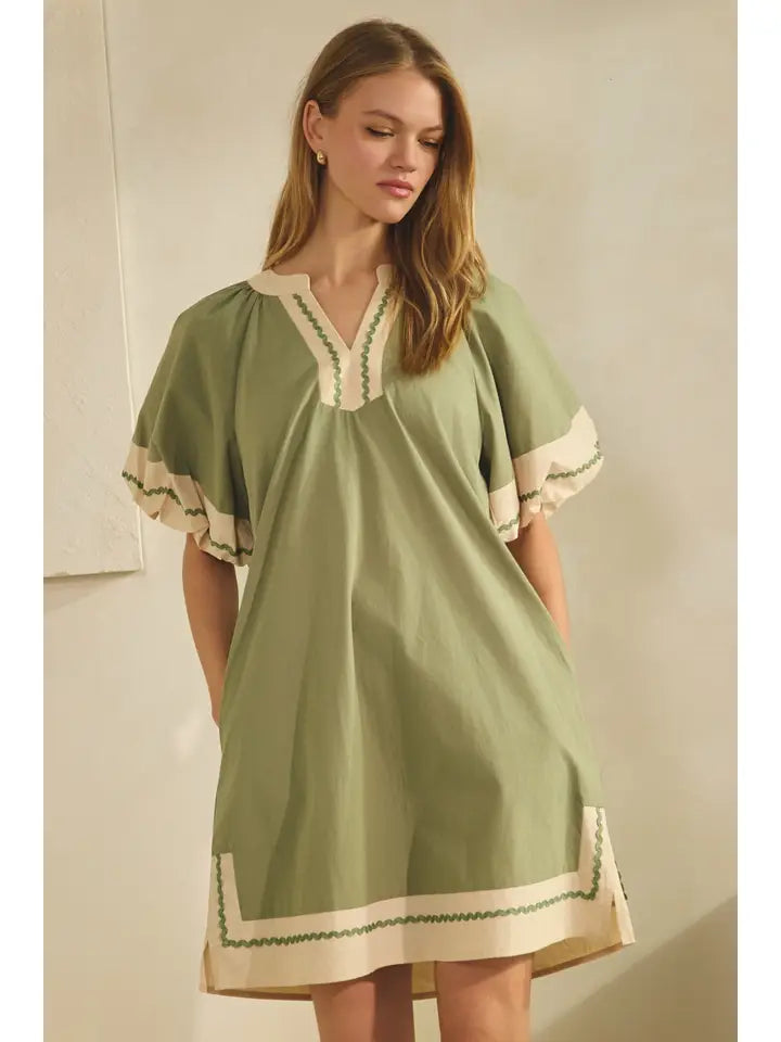 Contrast Trim Shift Dress