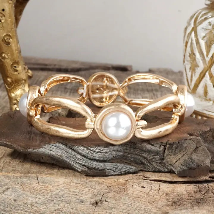 Luminous Muse — Stretchy Bangle with Pearls